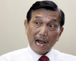 Dibocorkan Bjorka, Luhut Termyata Belum Vaksin Booster Sama Sekali