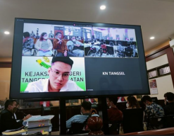 Suka Pamer Barang Mewah, Indra Kenz Ngaku Niru-Niru Artis