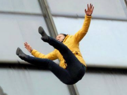 Mahasiswa UGM Lompat dari Lantai 11 Hotel, lalu Tewas Seketika