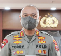 Terlibat Kasus Teddy Minahasa, 4 Polisi Langsung Ditahan