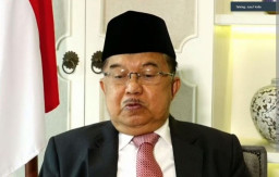 Gara-Gara Tak Percaya Adanya Smartphone, Jusuf Kalla Rugi  400 Juta Dollar AS