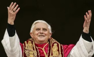 Paus Benediktus XVI Meninggal di Usia 95 Tahun