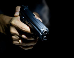 Arogan dan Ancam Pakai Airsoft Gun, PNS Dihajar Massa