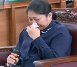 Putri Candrawathi Mewek Terus, Hakim: Stop, Nanti Kita Ikut Nangis