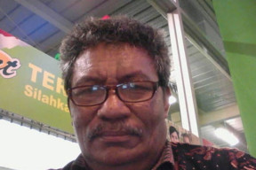 Mendorong Jokowi tidak Intervensi KLB PSSI