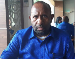 KPK Tangkap Buron Bupati Mamberamo Tengah, Ricky Ham Pagawak