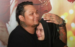 Dibuka Istri Sendiri, Virgoun Dituding Selingkuh dan Hobi 'Jajan'