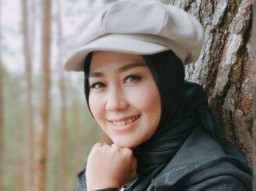 Dikabarkan Menikah dengan Dedi Mulyadi, Gita KDI: Ini Fitnah