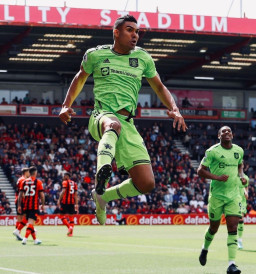 MU Bertahan di Posisi 4