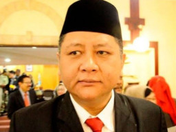 Sebelum Wafat, Whisnu Sakti Buana Jabat Walikota Surabaya selama 6 Hari