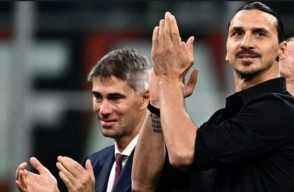 Pamit dari Sepakbola, Ibra Teteskan Air Mata