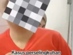 Dua Buruh Pabrik Kepergok Mesum Dalam Toilet saat Shift Malam