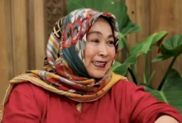 Bobol Ponsel Suami, Jenny Rachman Dipolisikan