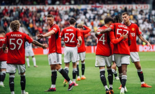 Laga Pramusim, MU Sukses Gunduli Leeds 2-0