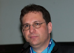 Pernah Jadi Buronan FBI, Hacker Paling Bahaya di Dunia Kevin Mitnick Meninggal