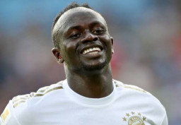 Sadio Mane Resmi Pindah ke Al Nassr dengan Gaji Rp 720 Miliar per Tahun