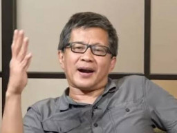 Hari Ini, Sidang Perdana Rocky Gerung Digelar