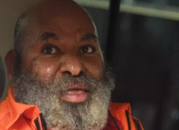 Lukas Enembe Dituntut Penjara 10,5 Tahun