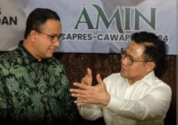 Anies Tutup Alexis Hanya dengan Selembar Kertas