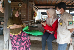 Sedot Lumpur Tinja Pakai Aplikasi Daring