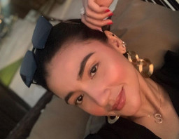 Tujuh Tahun Tak Ketemu Anak, Tsania Marwa Ngamuk di Instagram