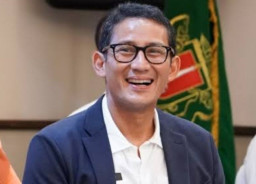 Sandiaga Pastikan Konser Coldplay Tetap Digelar