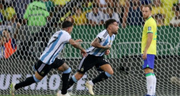 Suporter Ricuh, Argentina Sukses Tumbangkan Brasil