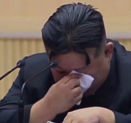 Kim Jong Un Menangis, Memohon Perempuan Korea Utara Lebih Sering Melahirkan