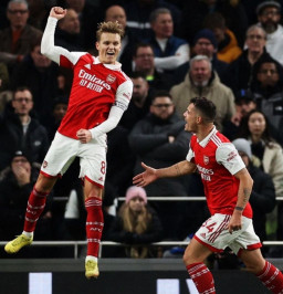 Arsenal Hancurkan Tottenham Hotspur