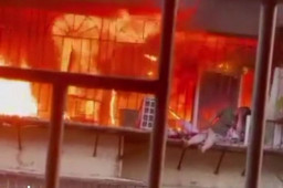 Rumah Dilalap Api, Anak Saksikan Ibu dan Neneknya Tewas Terbakar
