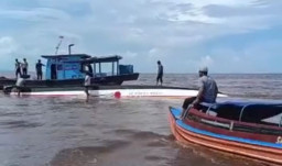 Kapal Speedboat  Evelyn Calisca 01 Kecelakaan, 12 Penumpang Tewas