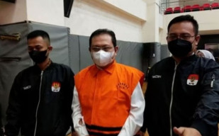 Diduga Terima Suap untuk Atur Vonis, Sekretaris Mahkamah Agung Hasbi Hasan Ditahan