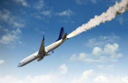 Pesawat Jatuh di Jalan Umum di Selangor, 10 Tewas