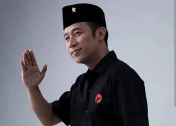 Maju Jadi Caleg, Denny Cagur Dituding Pernah Promosikan Judi Online