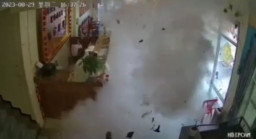 Tas Berisi Bom Meledak di Hotel, Dua Pegawai Luka Parah