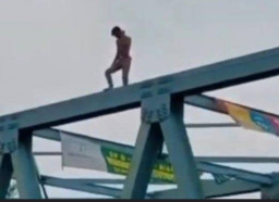 Haerudin Lompat dari Flyover lalu Tenggelam