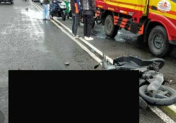 Pesepeda Tewas Terlindas Truk