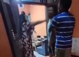 Istri Hajar Suami yang Kepergok Ngamar Bertiga di Pelacuran