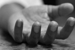 Makan di Warung Pinggir Jalan, Anggota Dewan Ditembak Mati