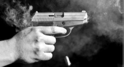 Sedang Pangkas Rambut, Pemuda Ini Tiba-Tiba Ditembak lalu Tewas