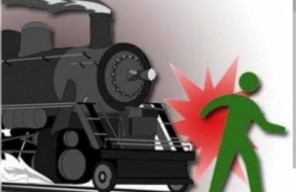 Asyik Buang Air Besar, Kakek 72 Tahun Tewas Disambar Kereta