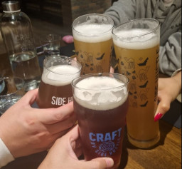 Pertama Kali, Uni Emirat Arab Buka Pabrik Bir