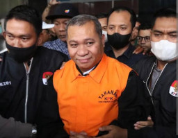 Diduga Menghalangi Penyidikan, Pengacara Lukas Enembe Dituntut 5 Tahun Penjara