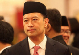 Live TikTok bareng Anies, Tom Lembong Ditanya Soal Skincare