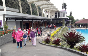 Hari Pertama Buka,  Ada Wisatawan dari Kaltim di Taman Rekreasi Selecta