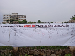 Warga Depok Tolak Pembangunan Mini Soccer