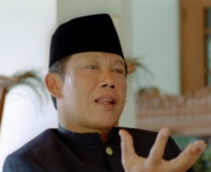Mantan Gubernur DKI Jakarta Ajak Rakyat Waspadai TKA China