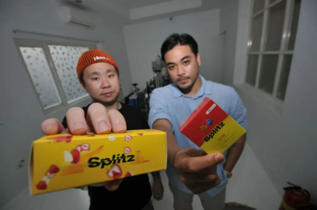 3 Pengusaha Muda Beri Edukasi Seks melalui Produk Liquid