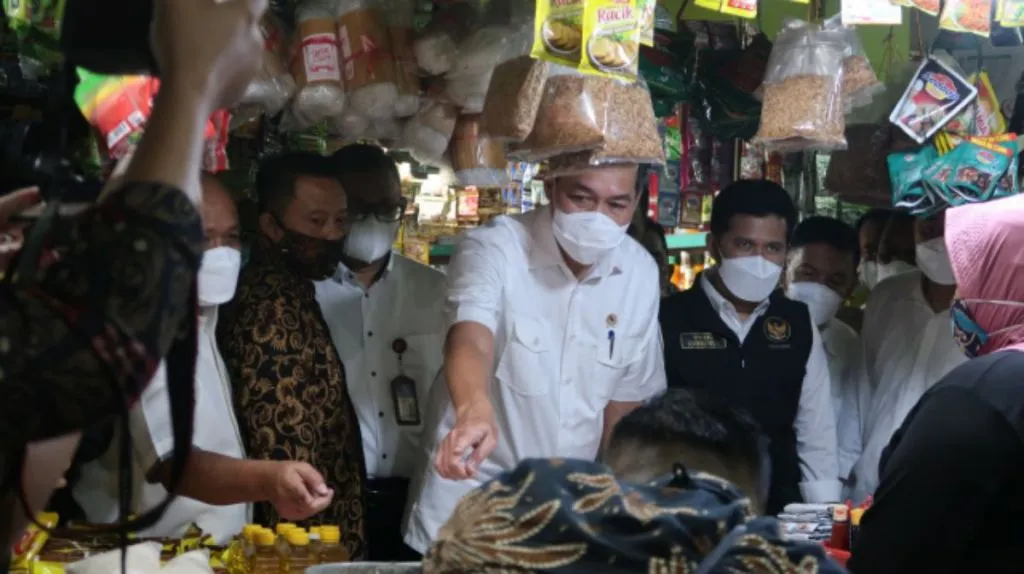 KPPU Dampingi Mendag Sidak Pasar Wonokromo Surabaya
