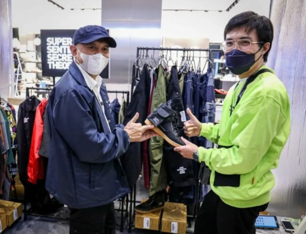 Pameran Sneaker Local Brand Bikin Teten Bangga